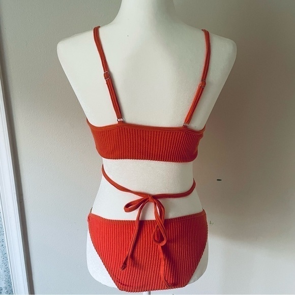 Ring Linked Cut-out One Piece Swimsuit - Orange - Size M - Picture 6 of 10